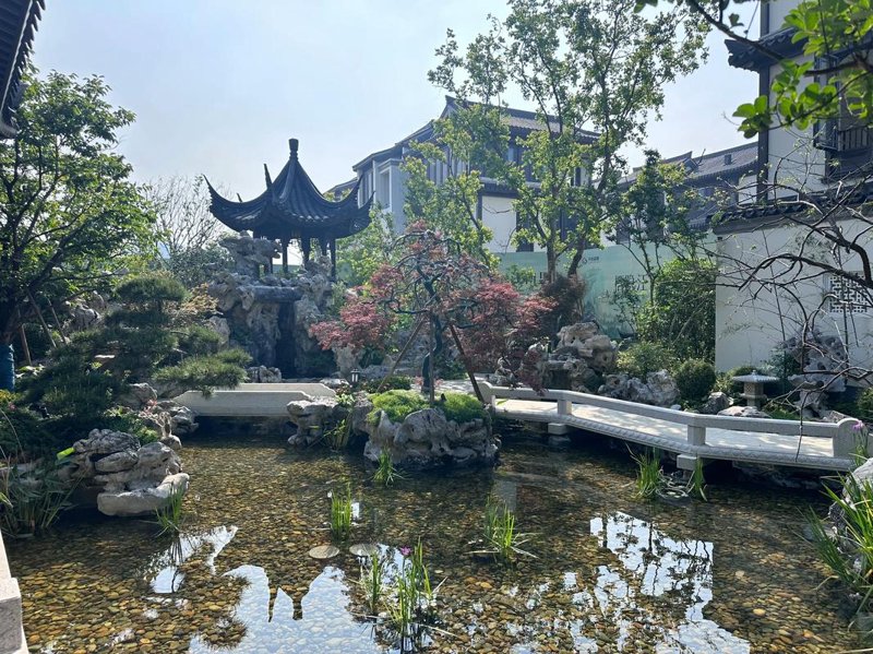 园林绿化养护：让城市更加美丽